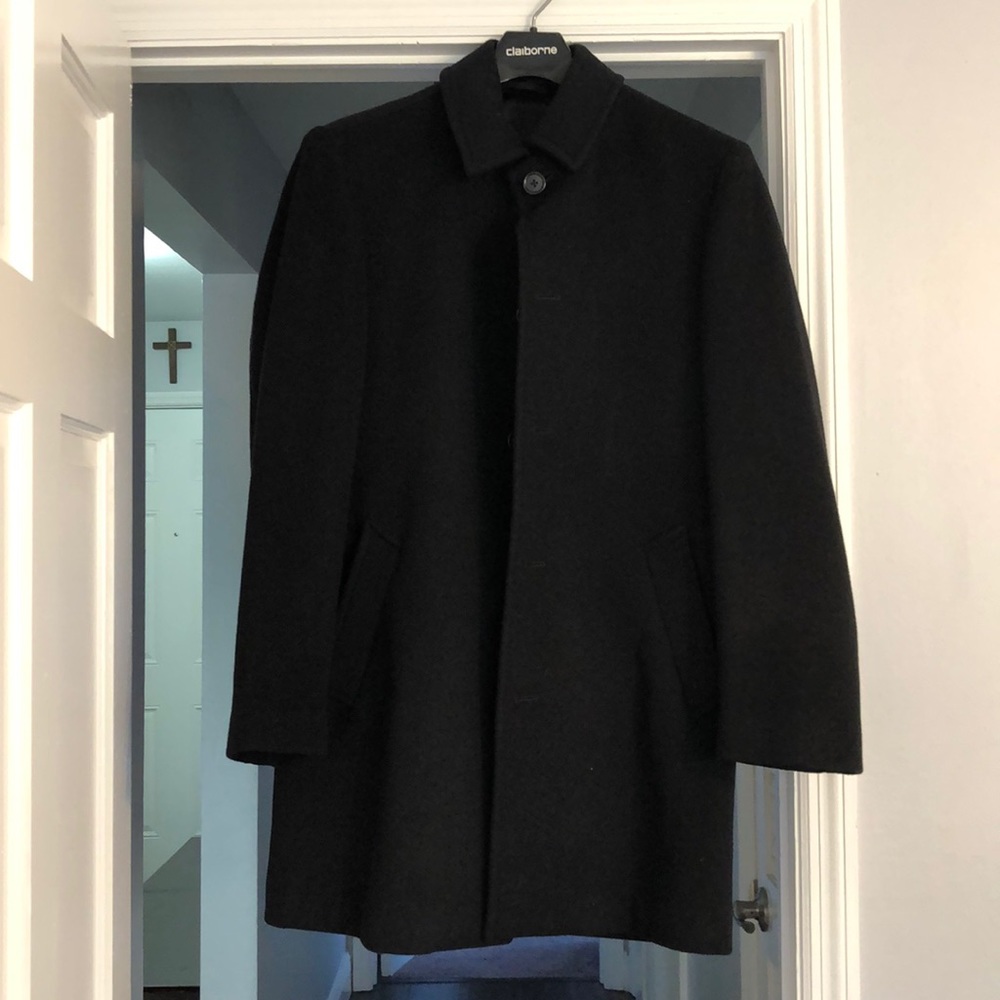 Men’s peacoat